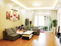 Thiết kế nội thất căn hộ tràn ngập ánh sáng tự nhiên
